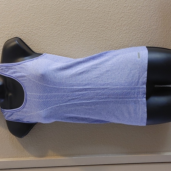 Avacado tank top - Picture 1 of 5